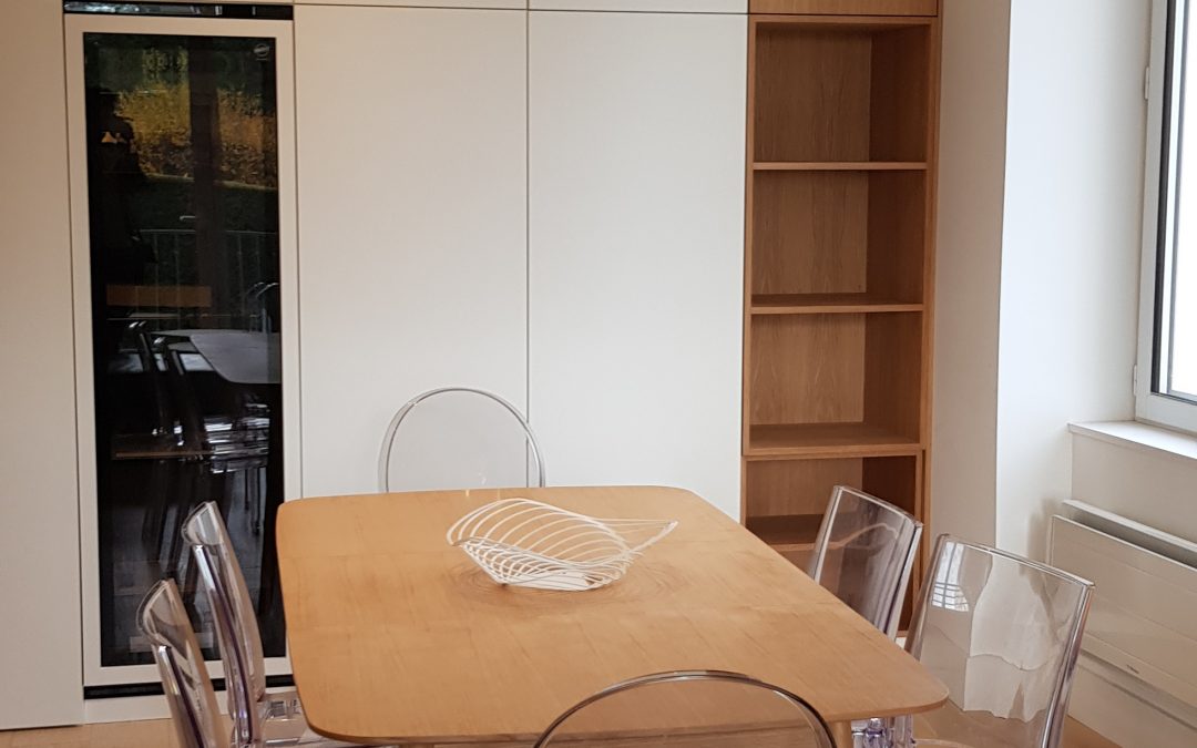 Meuble de cuisine sur mesure avec cave à vin intégrée à Saint Didier au Mont d’Or